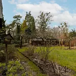 Quiet Bemowo House With Garden By Renters * 华沙