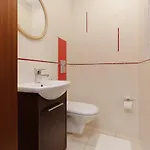 Quiet Bemowo House With Garden By Renters 华沙