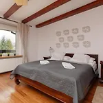 Quiet Bemowo House With Garden By Renters *