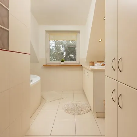 Quiet Bemowo House With Garden By Renters * Warschau