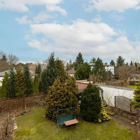 Quiet Bemowo House With Garden By Renters Prázdninový dům *