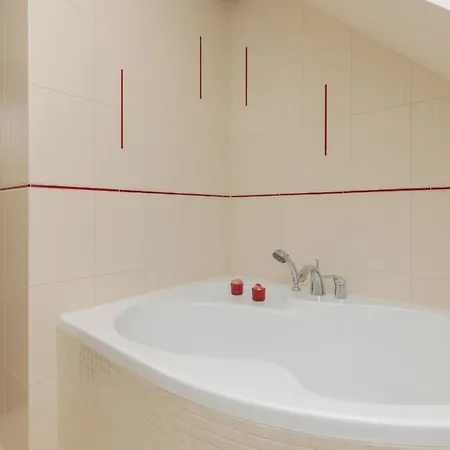 Quiet Bemowo House With Garden By Renters ורשה