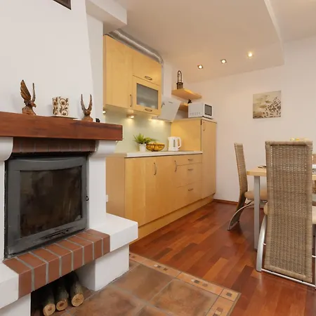 Quiet Bemowo House With Garden By Renters *