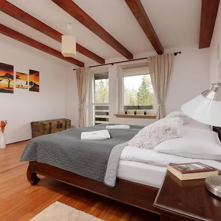 בית נופש Quiet Bemowo House With Garden By Renters