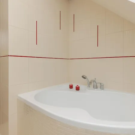 בית נופש Quiet Bemowo House With Garden By Renters ורשה