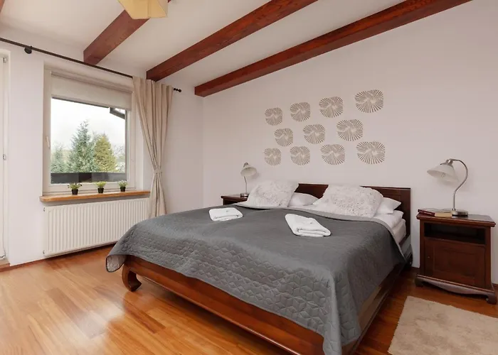 Quiet Bemowo House With Garden By Renters *